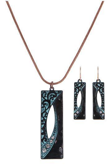 FILIGREE DESIGN RECTANGLE PENDANT